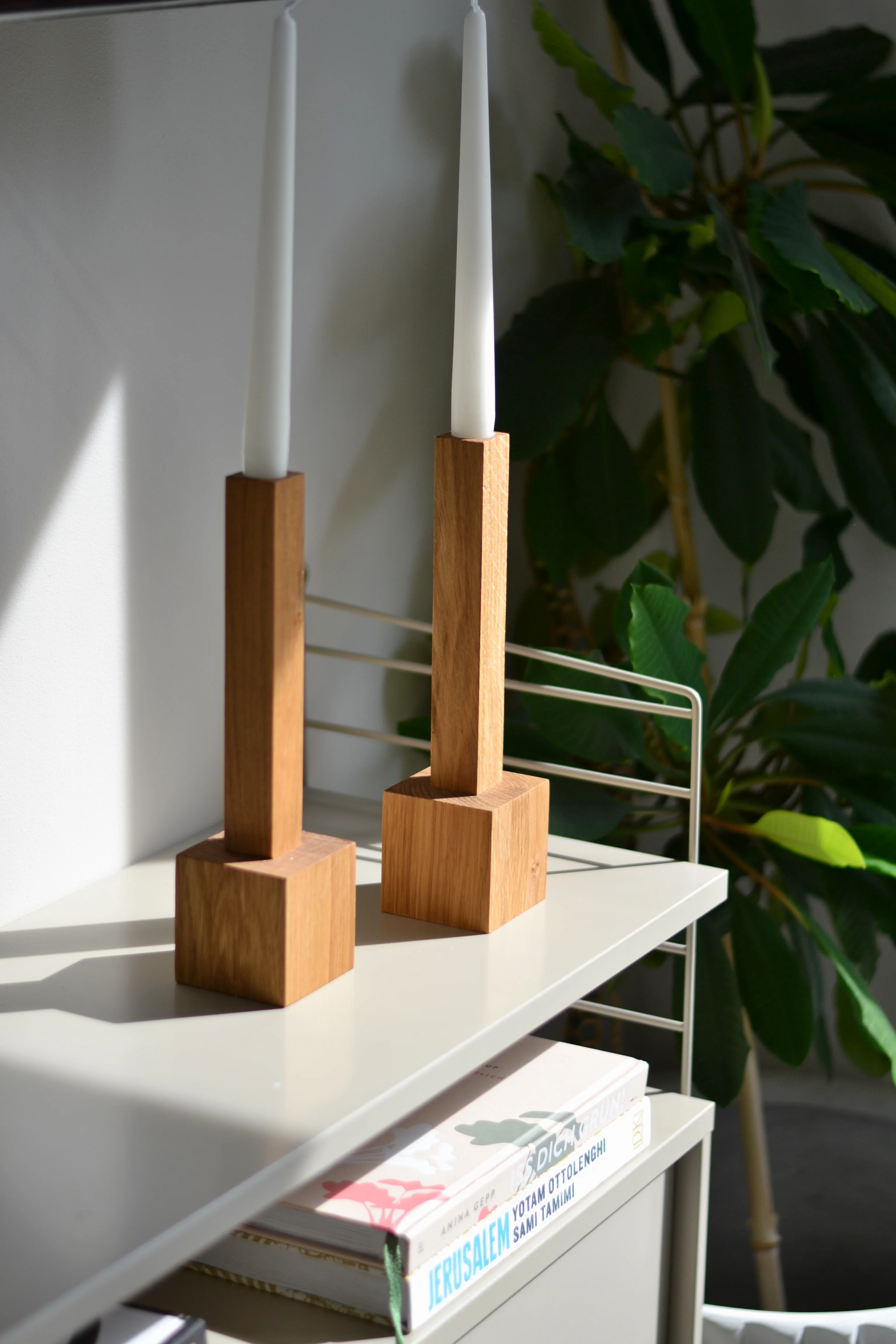 Natuhr Kerzenhalter Block - großer Holz Kerzenständer Eiche geölt für Stabkerzen Tisch Holzdeko Tischdeko Geschenk Hochzeitstag Vintage rustikal skandinavisches Design Kerzen - Image 10