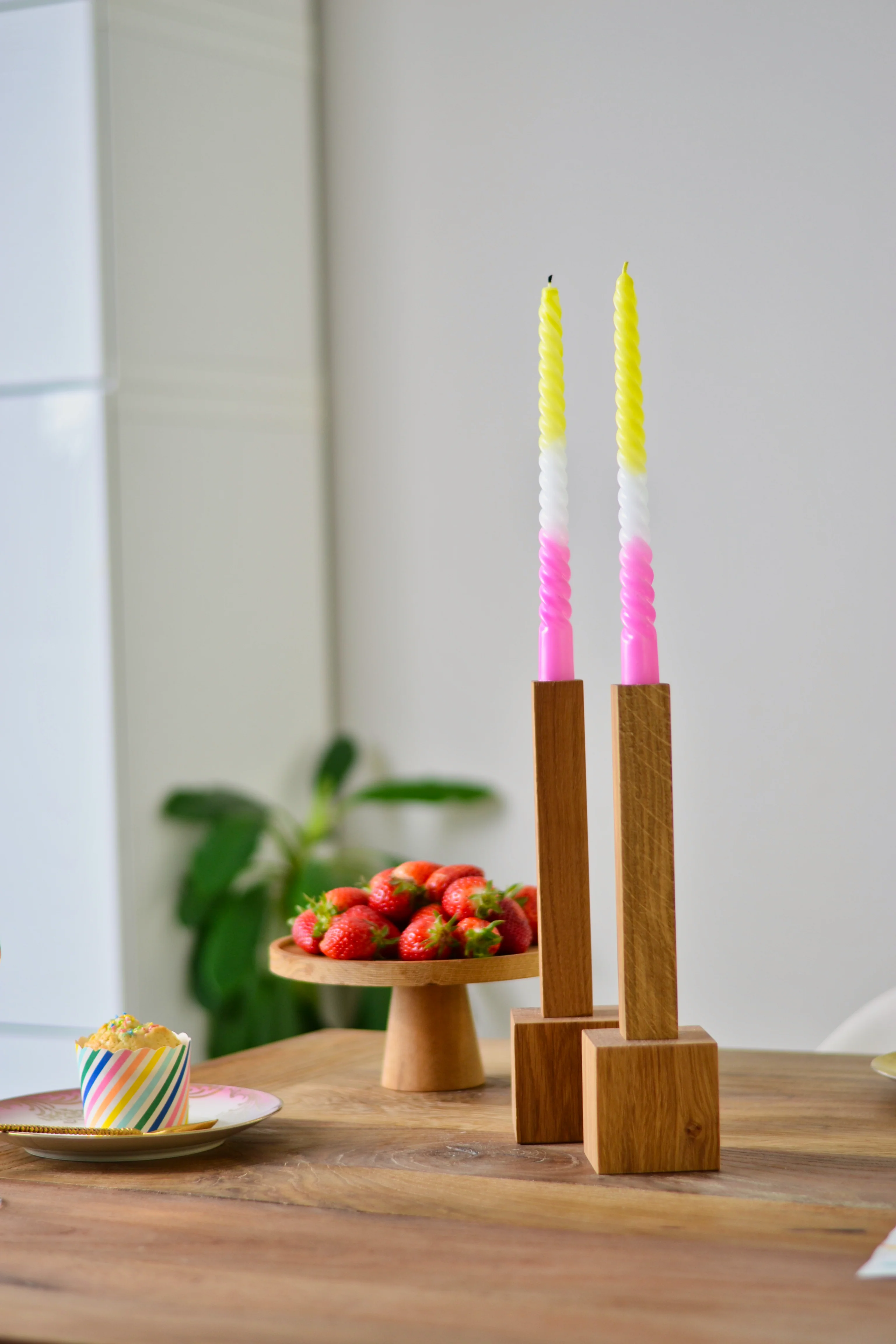 Natuhr Kerzenhalter Block - großer Holz Kerzenständer Eiche geölt für Stabkerzen Tisch Holzdeko Tischdeko Geschenk Hochzeitstag Vintage rustikal skandinavisches Design Kerzen - Image 11