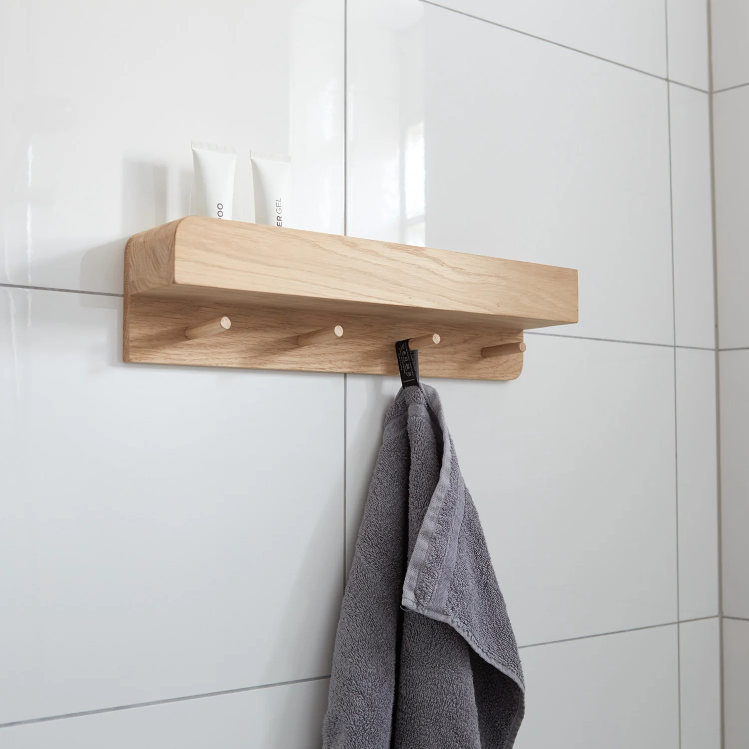 Garderobe & Ablage aus massiver Eiche – Porter - Natuhr® - Image 10