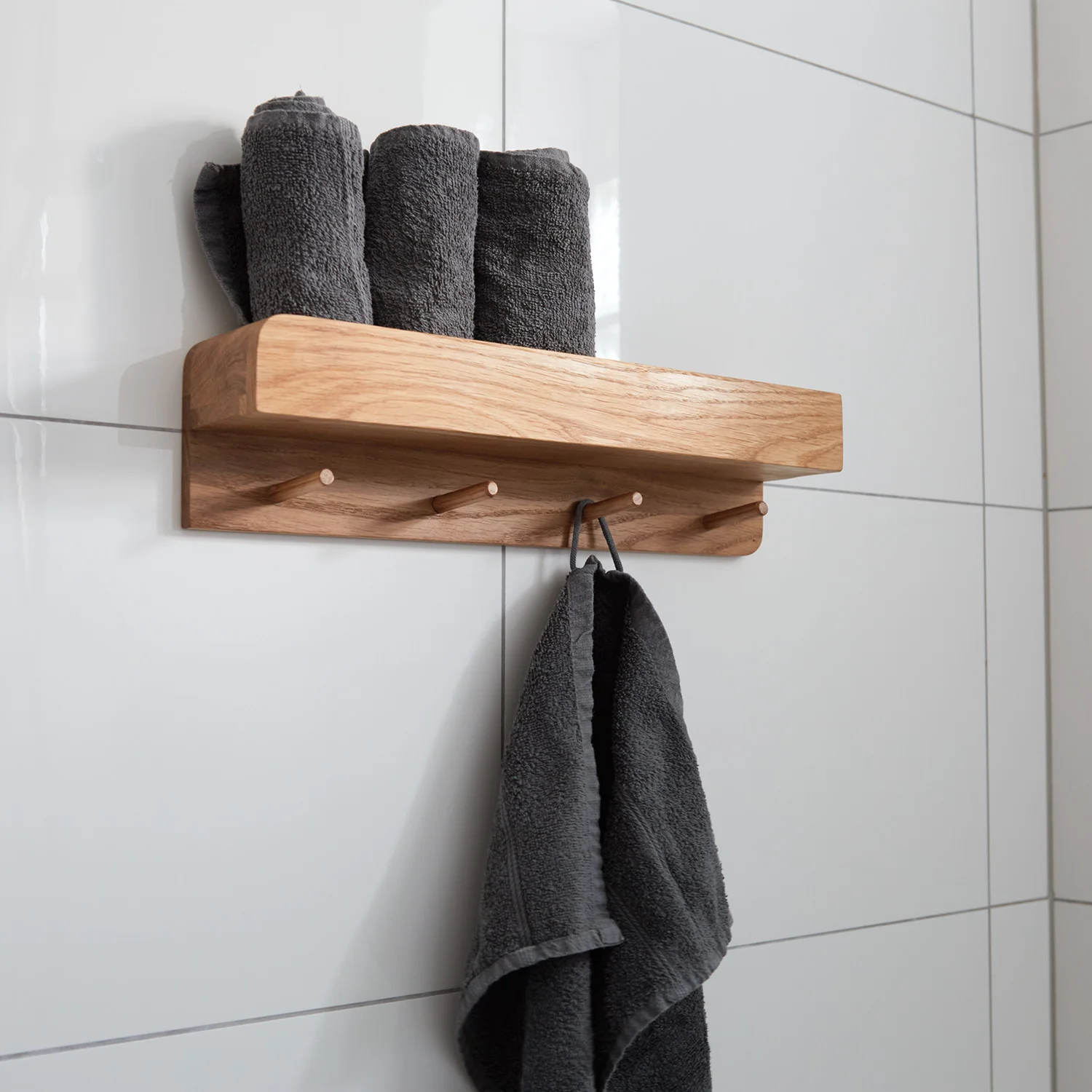 Garderobe & Ablage aus massiver Eiche – Porter - Natuhr® - Image 11